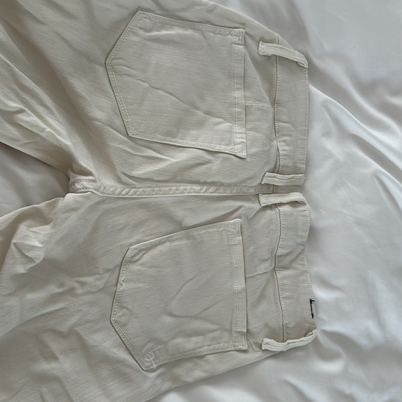 BEBE off white back hardware size 26 jeans - Picture 3 of 5